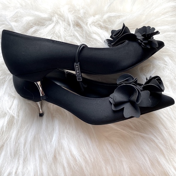 Zara Black Basic Pointed Shoes Sz 6 NWOT - Picture 4 of 6